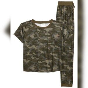 Treasure & Bond Kids Camo Print Pajama Set Olive Sarma, Size XL